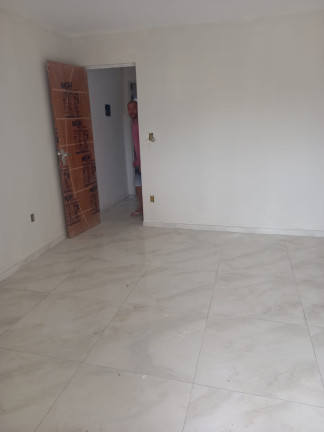 Imagem Casa com 2 Quartos à Venda, 136 m² em Realengo - Rio de Janeiro