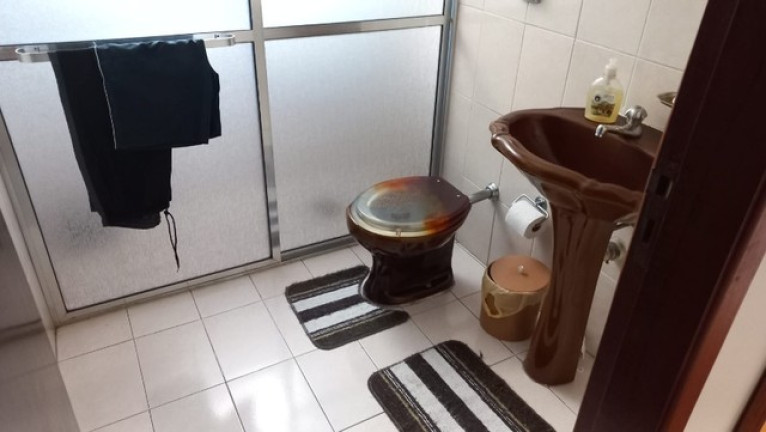 Imagem Sobrado com 4 Quartos à Venda, 227 m²em Assunção - São Bernardo do Campo