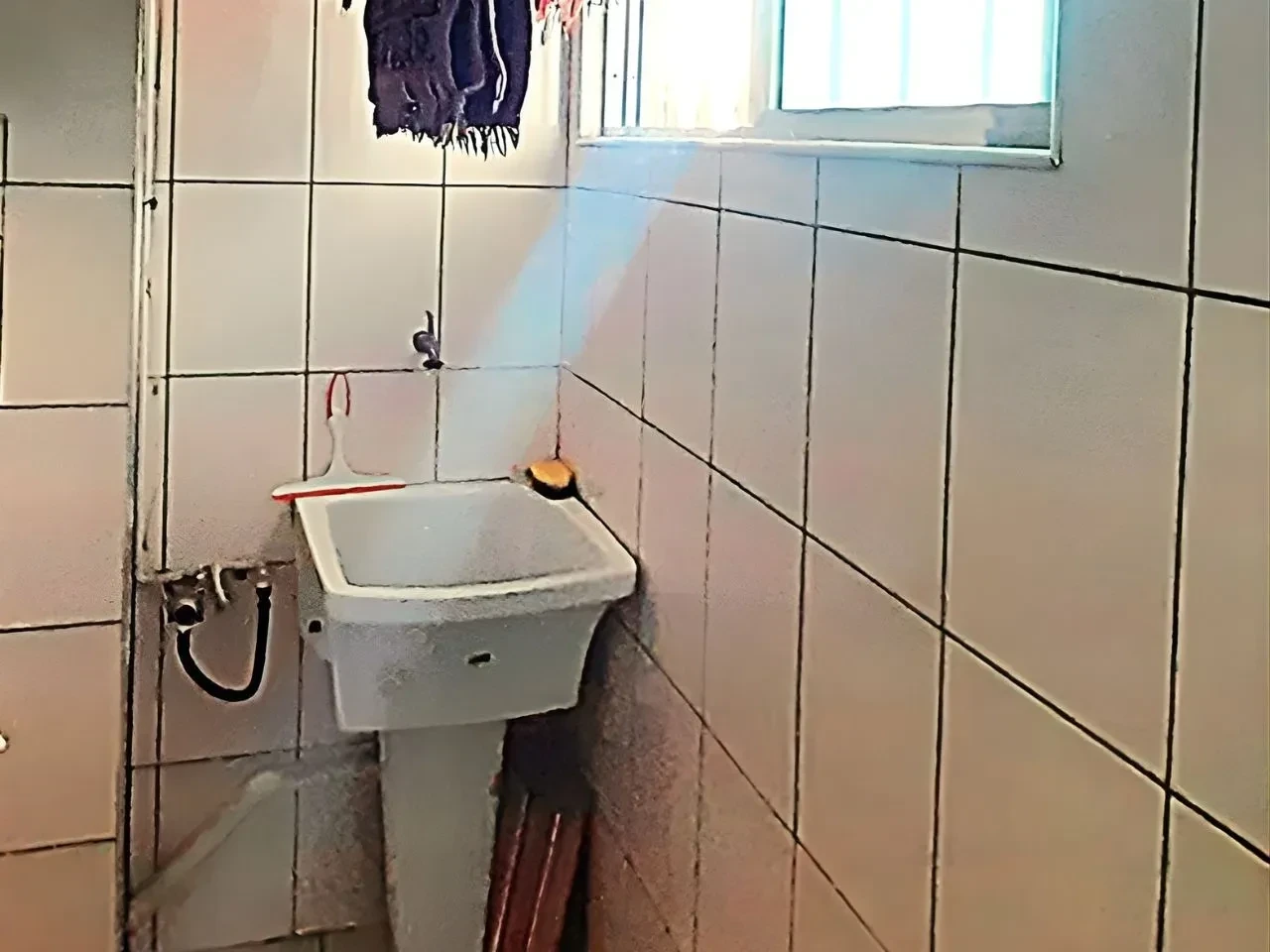 Imagem Apartamento com 1 Quarto à Venda ou Locação, 70 m² em Boqueirão - Santos