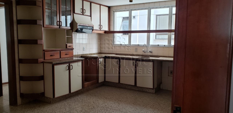 Imagem Apartamento com 4 Quartos à Venda, 120 m² em Agronômica - Florianópolis