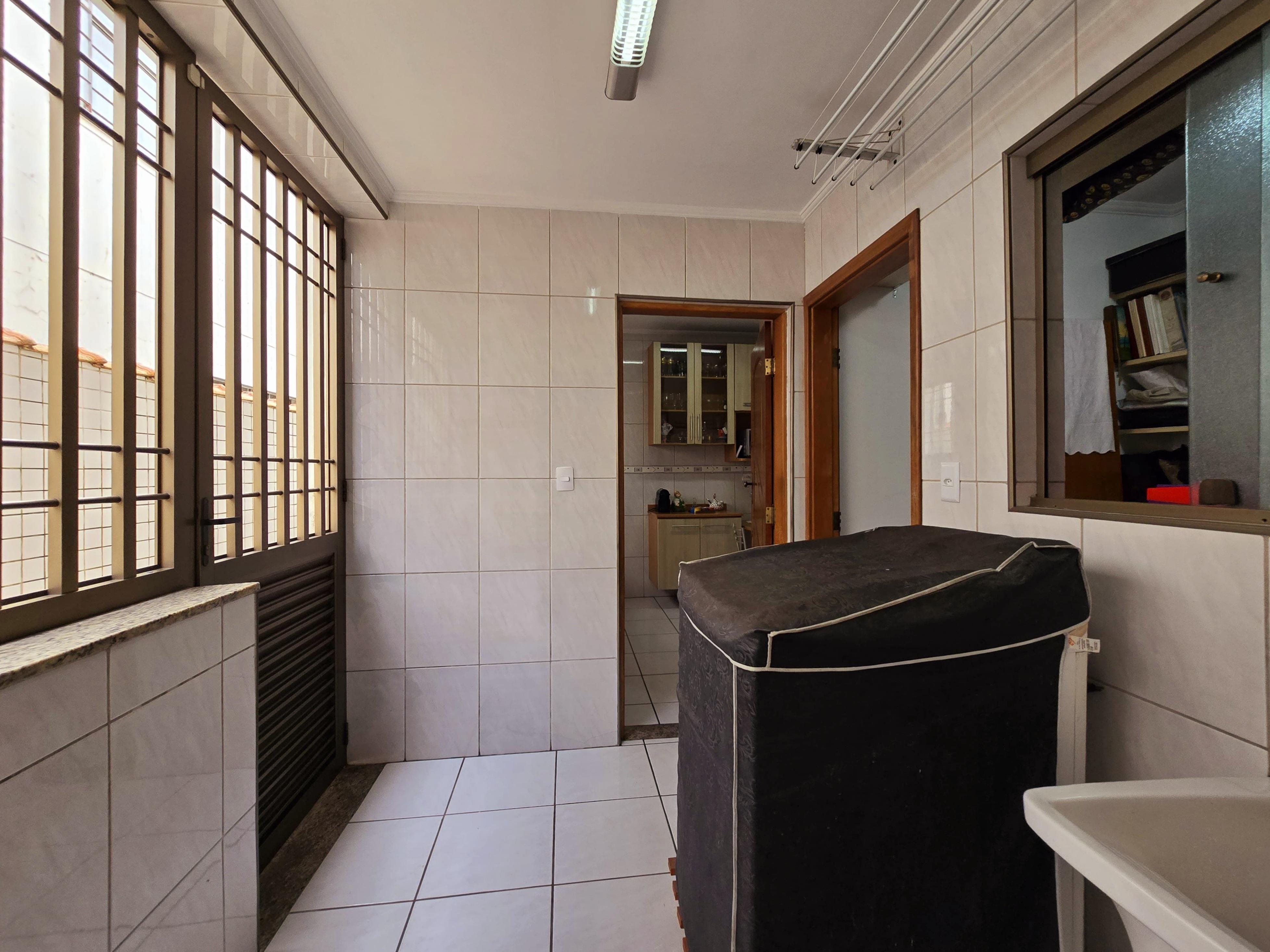 Foto do imóvel: Sobrado com 3 Quartos à Venda, 120 m²em Embaré - Santos