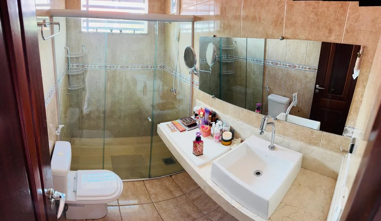 Foto do imóvel: Casa com 3 Quartos à Venda, 342 m² em Parque Verde - Belém