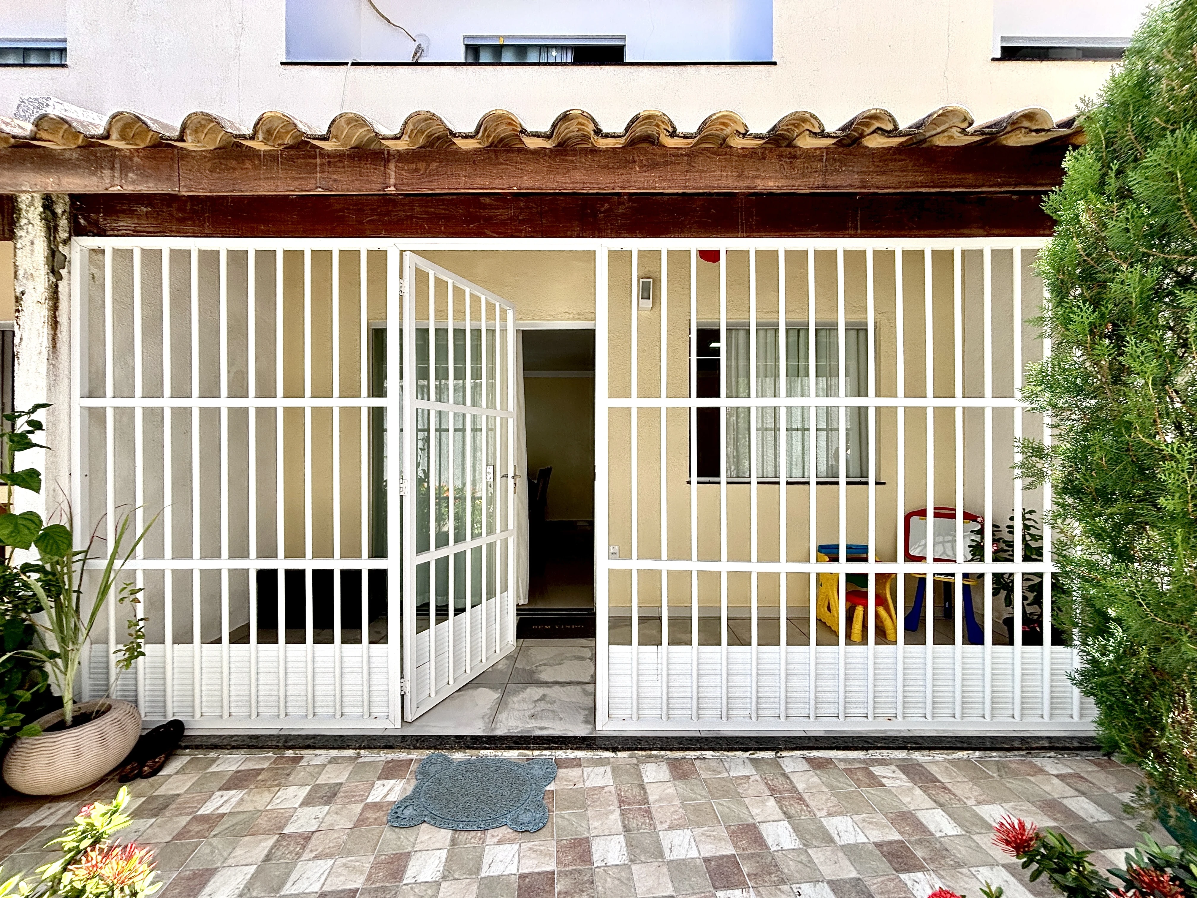 Foto do imóvel: Casa de Condomínio com 3 Quartos à Venda, 90 m² em Aracuí - Lauro de Freitas