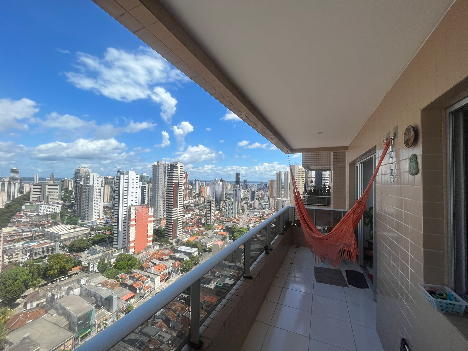 Imagem Apartamento com 2 Quartos à Venda, 77 m²em Umarizal - Belém