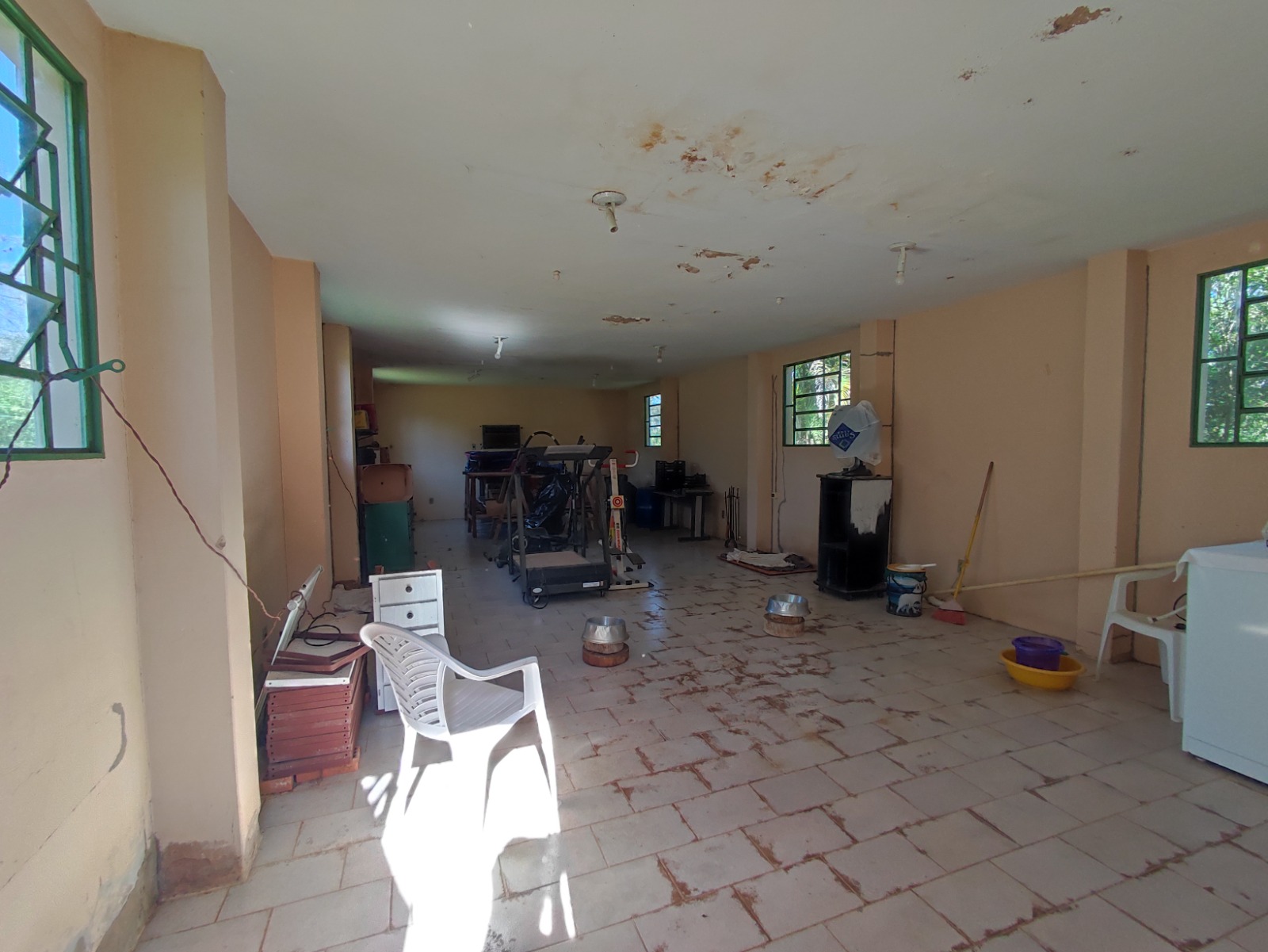 Imagem Chácara com 4 Quartos à Venda, 295 m²em Sousas - Campinas