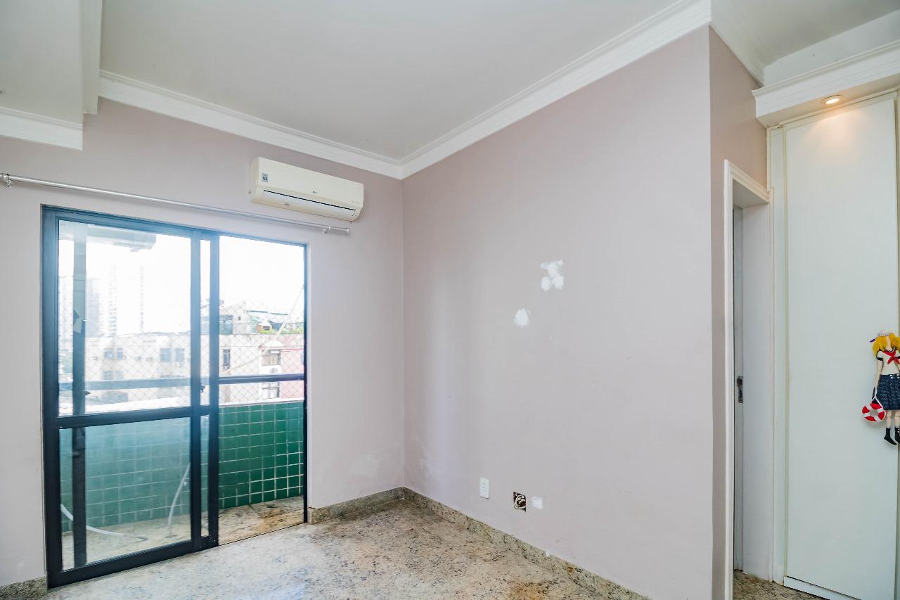 Imagem Apartamento com 3 Quartos à Venda, 123 m²em Batista Campos - Belém