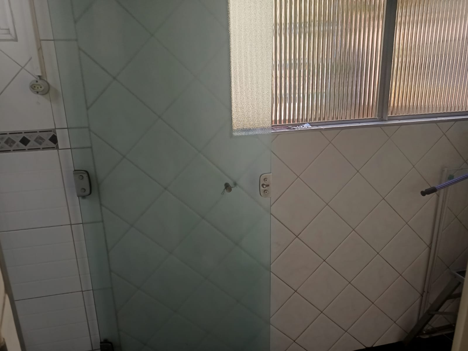 Foto do imóvel: Apartamento com 3 Quartos para Alugar, 70 m² em I.A.P.I. - Osasco