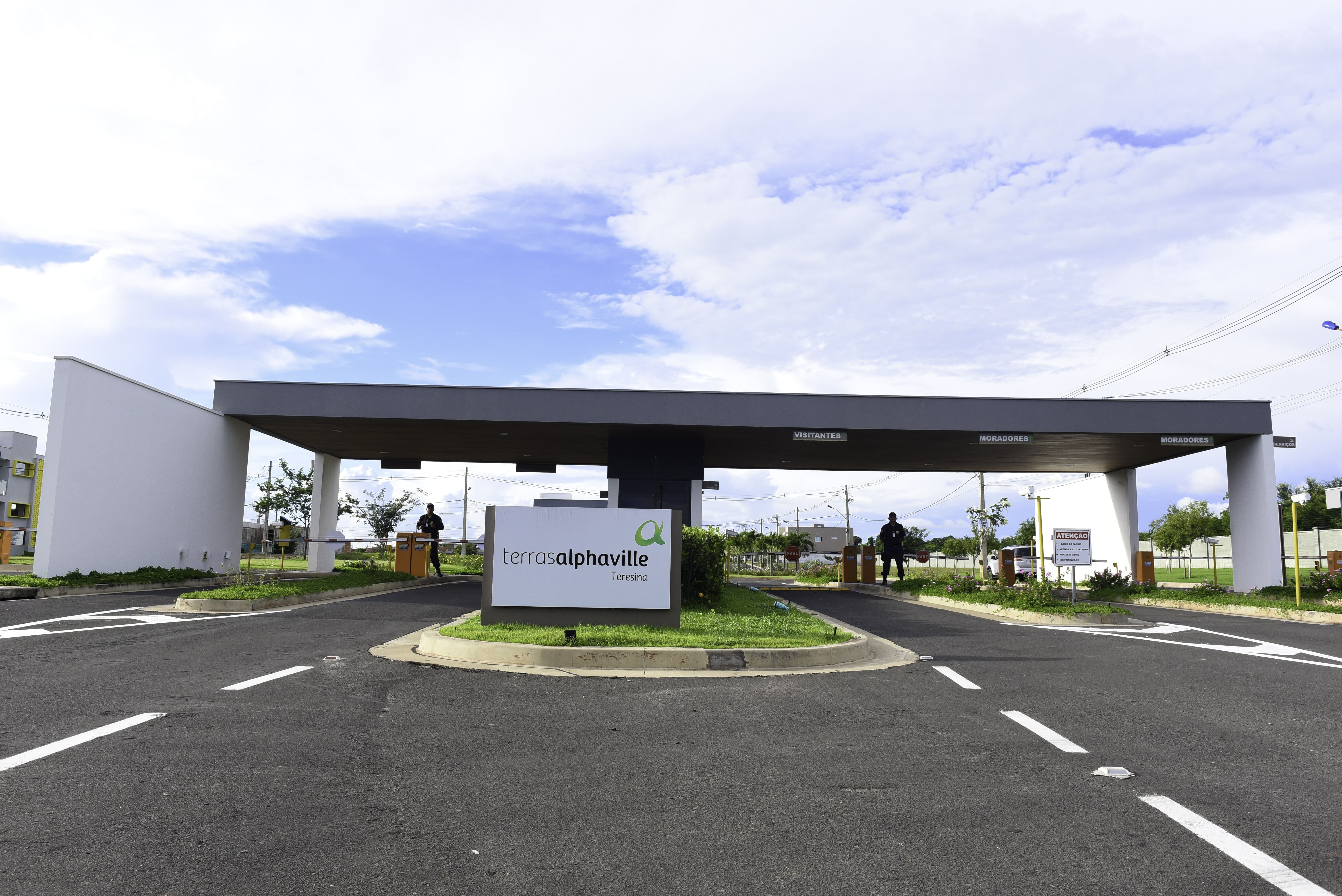 Imagem Terreno em Condomínio à Venda, 322 m² em Uruguai - Teresina
