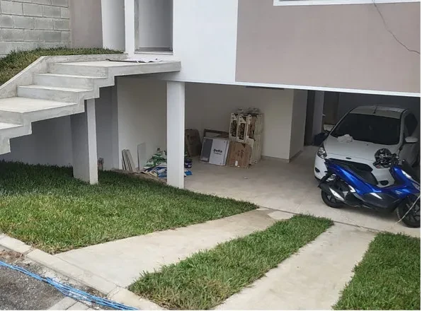 Imagem Casa de Condomínio com 3 Quartos à Venda, 209 m² em Campo Comprido - Curitiba
