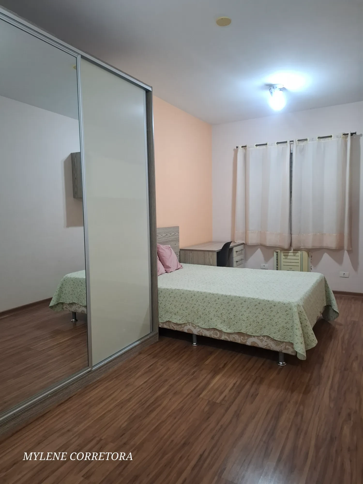 Imagem Apartamento com 2 Quartos à Venda, 112 m² em Embaré - Santos