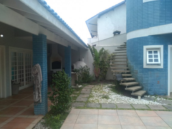 Imagem Sobrado com 4 Quartos à Venda, 417 m² em Centro - Mongaguá