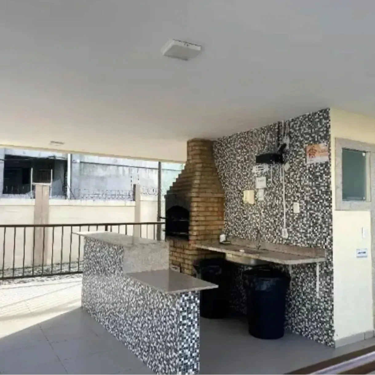Imagem Apartamento com 2 Quartos à Venda, 45 m² em Pajuçara - Natal