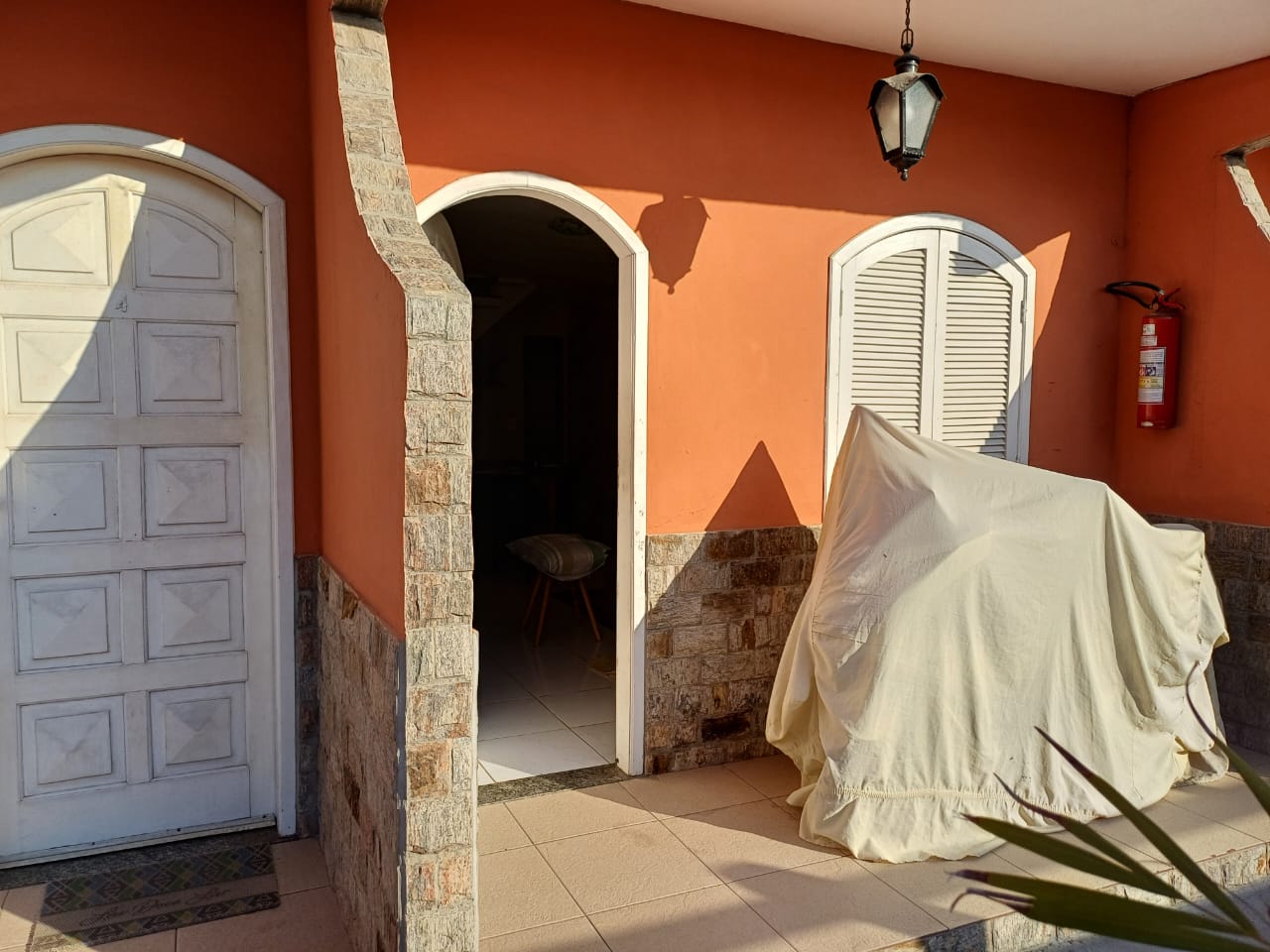 Imagem Casa de Condomínio com 2 Quartos à Venda, 90 m² em Peró - Cabo Frio