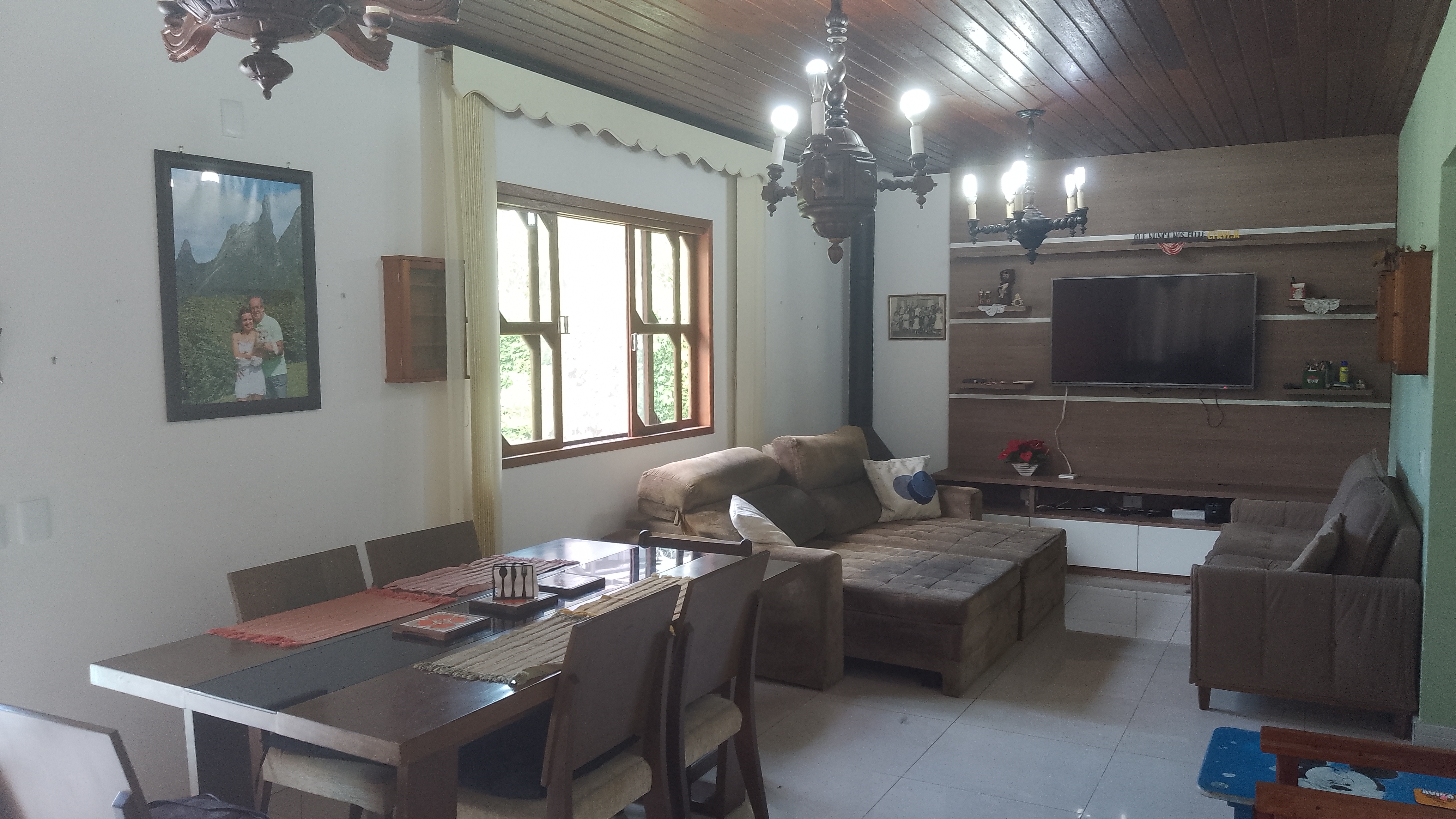 Casa com 3 Quartos à Venda, 424 m² em Albuquerque - Teresópolis