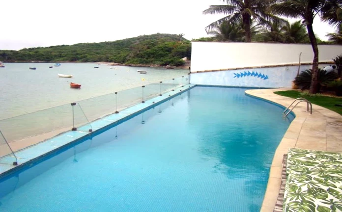 Imagem Casa com 6 Quartos à Venda, 800 m² em Ferradura - Armação dos Búzios