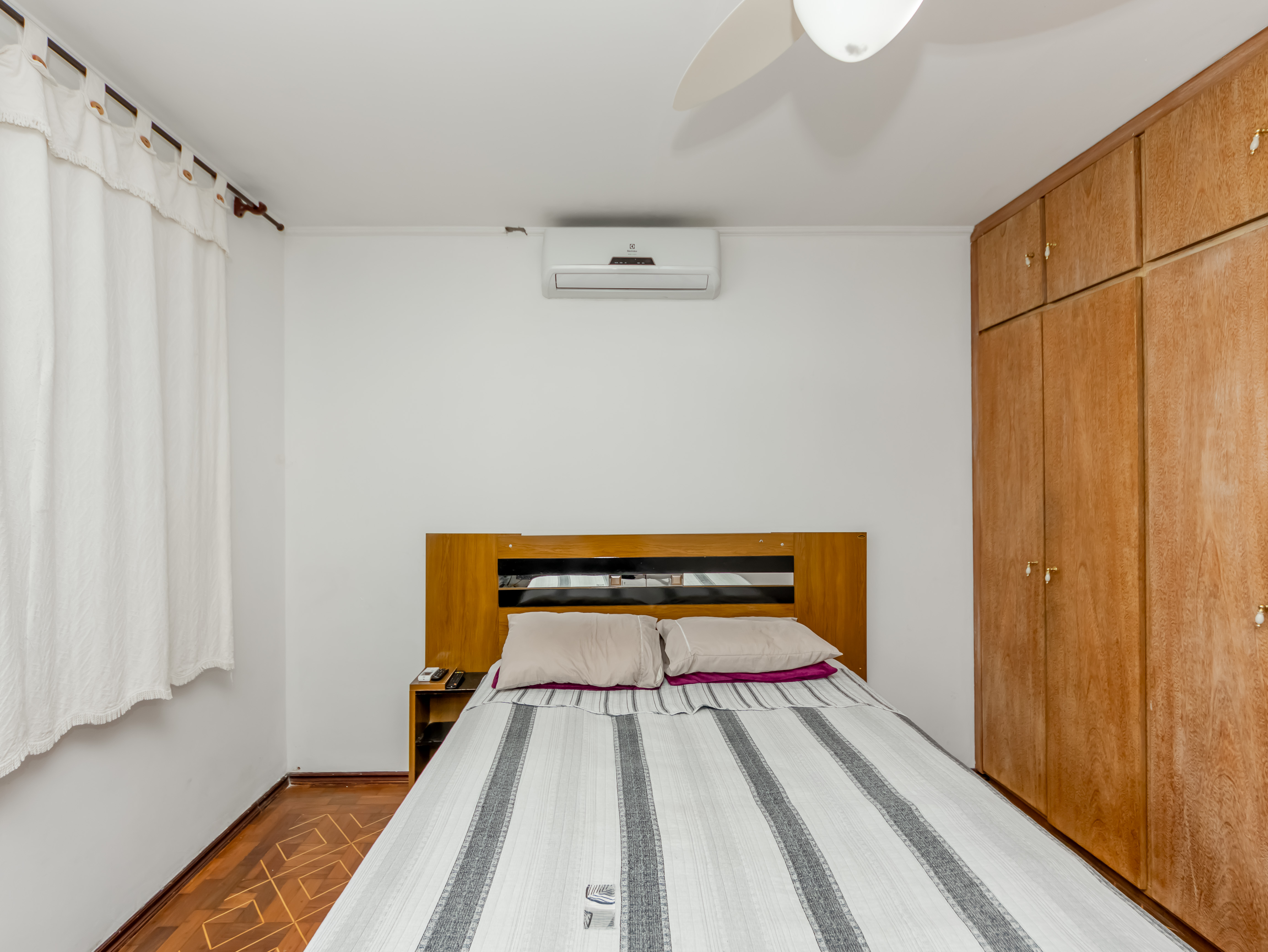 Foto do imóvel: Sobrado com 3 Quartos à Venda, 300 m² em Vila Lúcia Elvira - São Paulo