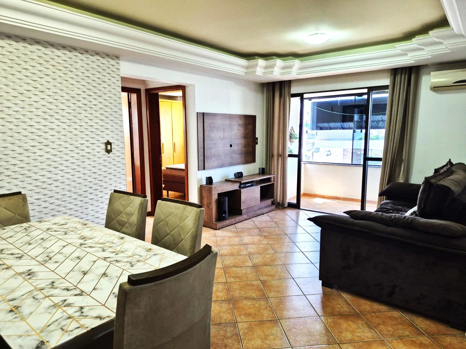 Imagem Apartamento com 2 Quartos à Venda, 77 m² em Centro - Chapecó