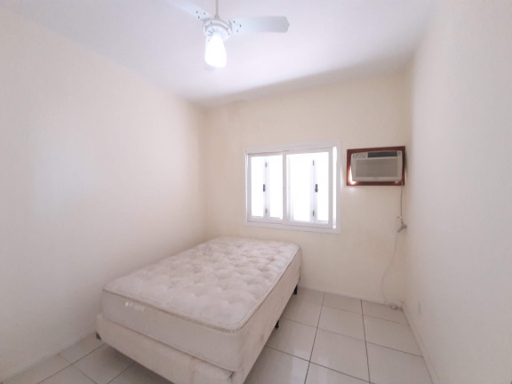 Imagem Casa com 5 Quartos à Venda ou Temporada, 200 m² em Posto 4 (Capão Novo) - Capão da Canoa