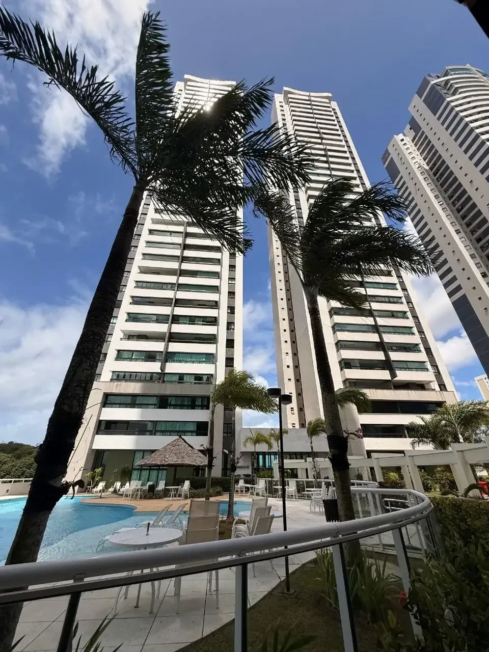 Imagem Apartamento com 2 Quartos à Venda, 84 m² em  - 