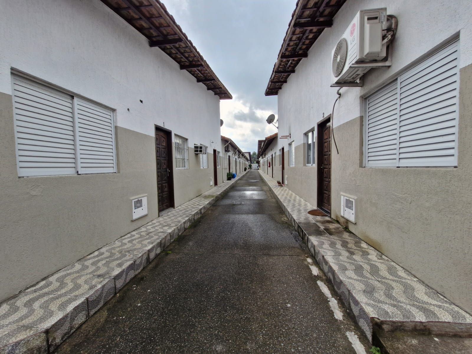 Imagem Casa com 2 Quartos à Venda, 55 m² em Vila Sônia - Praia Grande