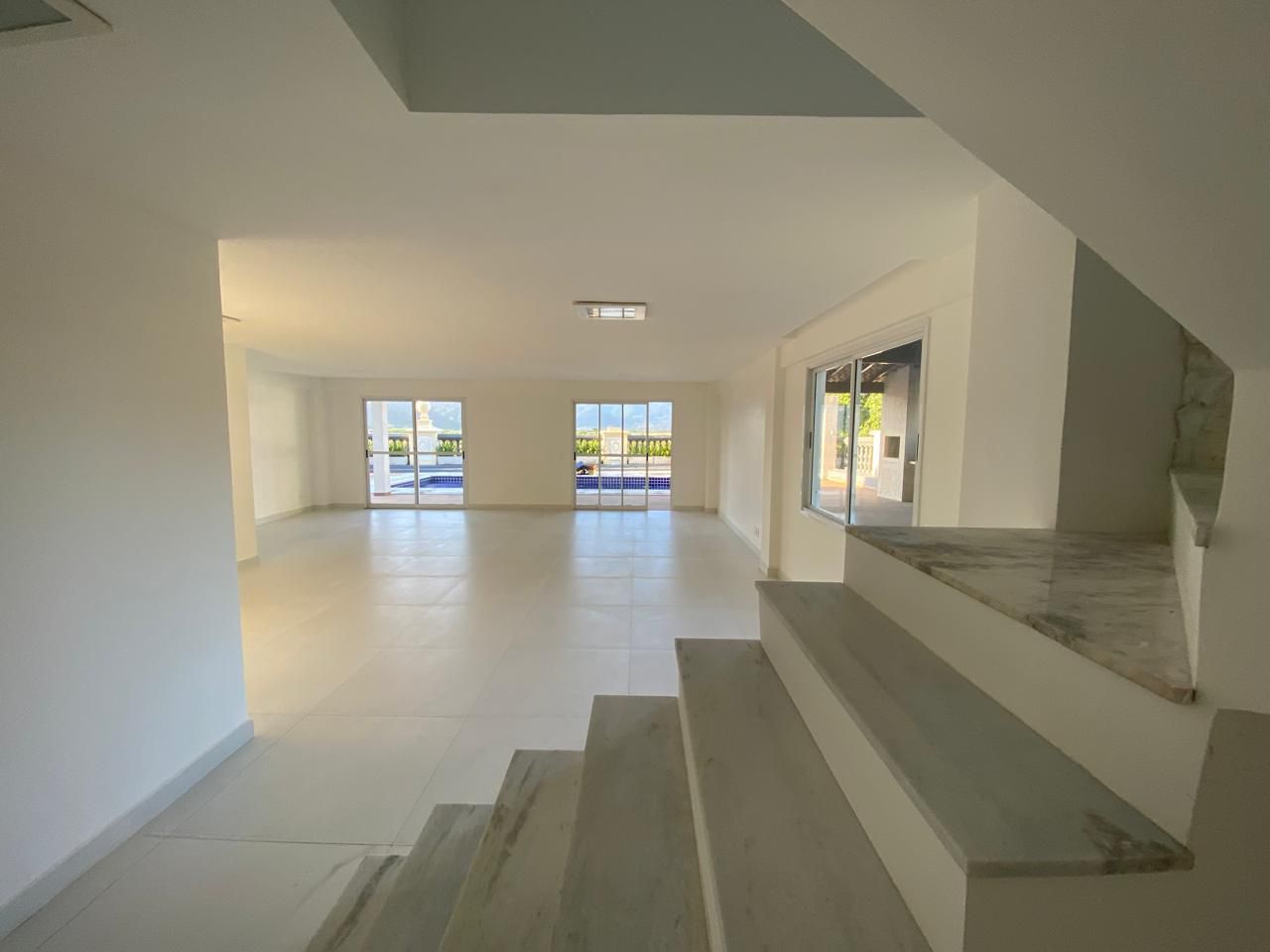 Foto do imóvel: Casa de Condomínio com 5 Quartos à Venda, 756 m² em Recreio dos Bandeirantes - Rio de Janeiro