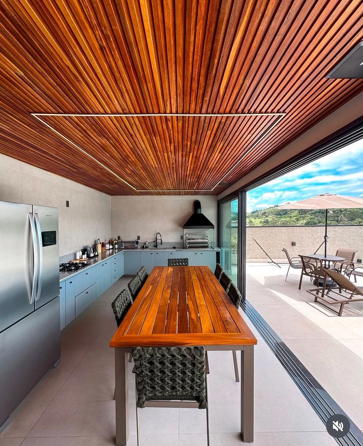 Imagem Sobrado com 4 Quartos à Venda, 330 m² em Rio abaixo - Atibaia