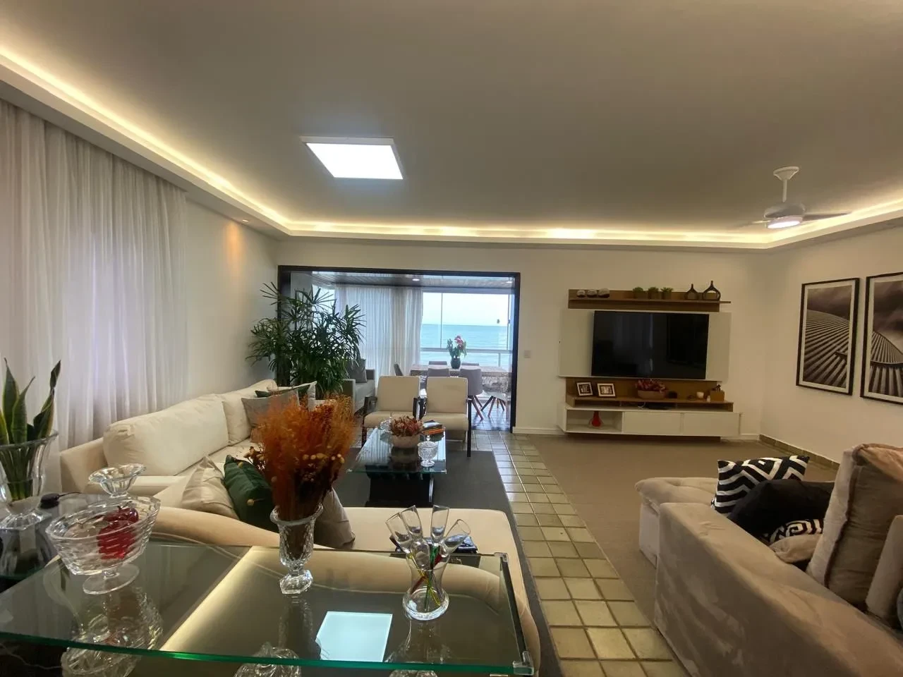 Imagem Apartamento com 4 Quartos à Venda, 200 metro em Candeias - Jaboatão dos Guararapes