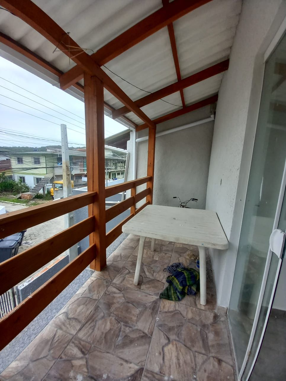 Imagem Sobrado com 2 Quartos à Venda, 80 m²em Cachoeira do Bom Jesus - Florianópolis