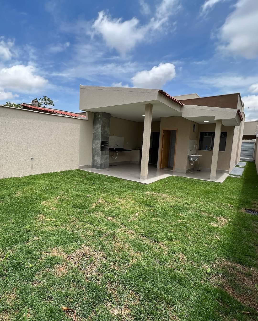 Imagem Casa com 3 Quartos à Venda, 119 m² em Jardim Riviera - Aparecida de Goiânia