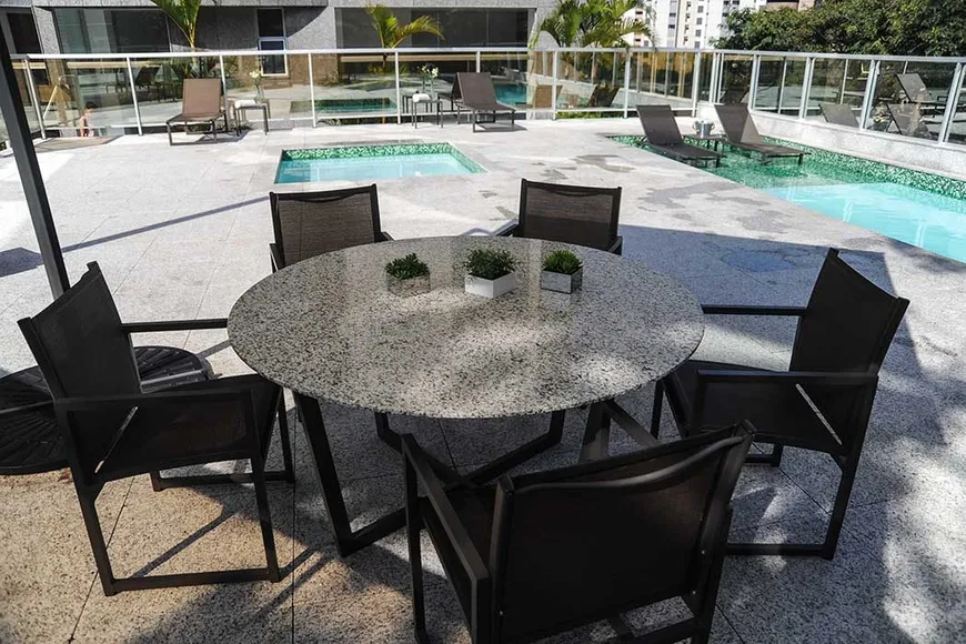 Imagem Apartamento com 3 Quartos à Venda, 83 m²em Lourdes - Belo Horizonte