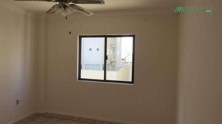 Imagem Apartamento com 2 Quartos à Venda, 100 m² em Itapema