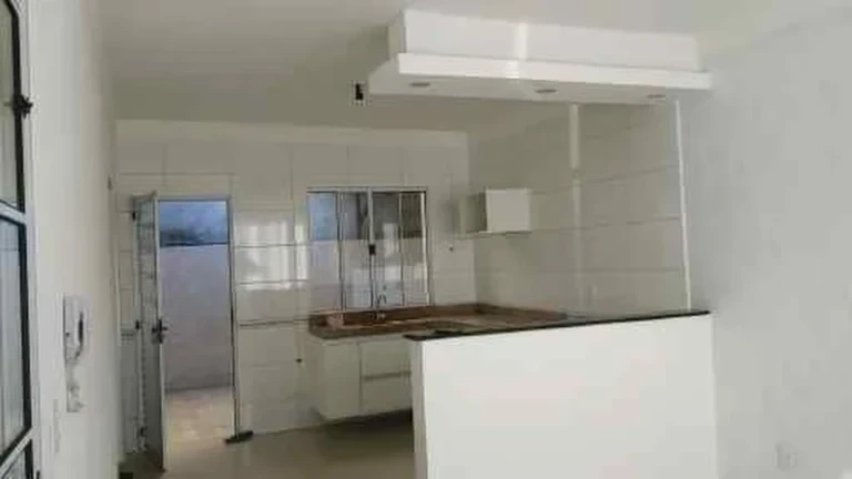Foto do imóvel: Casa de Condomínio com 2 Quartos à Venda, 51 m² em Lopes de Oliveira - Sorocaba