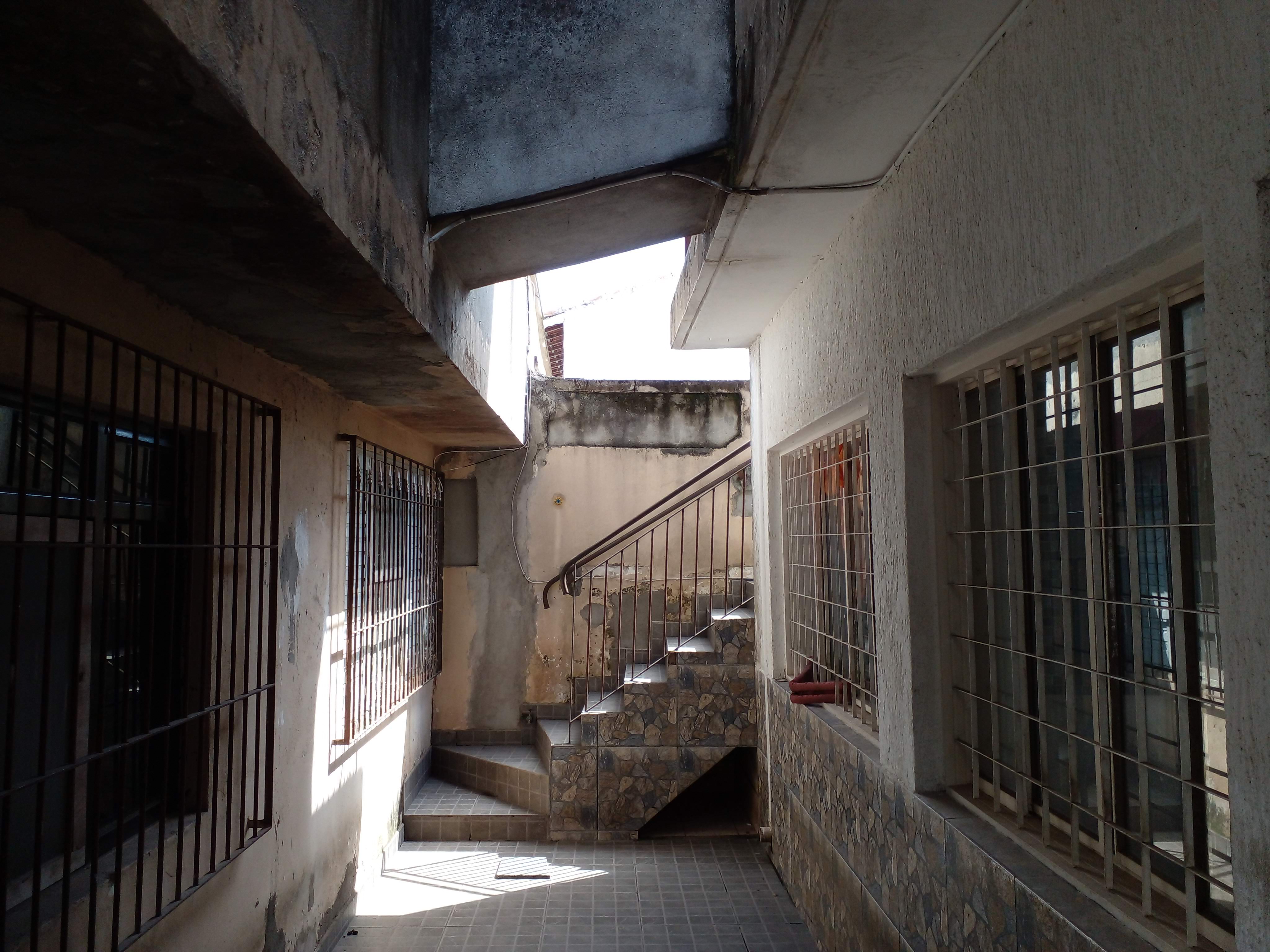 Imagem Casa com 2 Quartos à Venda, 163 m² em Vila Cecília - Mogi das Cruzes