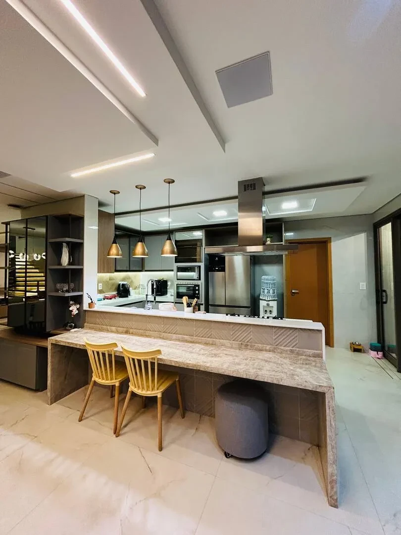 Imagem Casa de Condomínio com 4 Quartos à Venda, 326 m² em Cidade Alpha - Eusébio