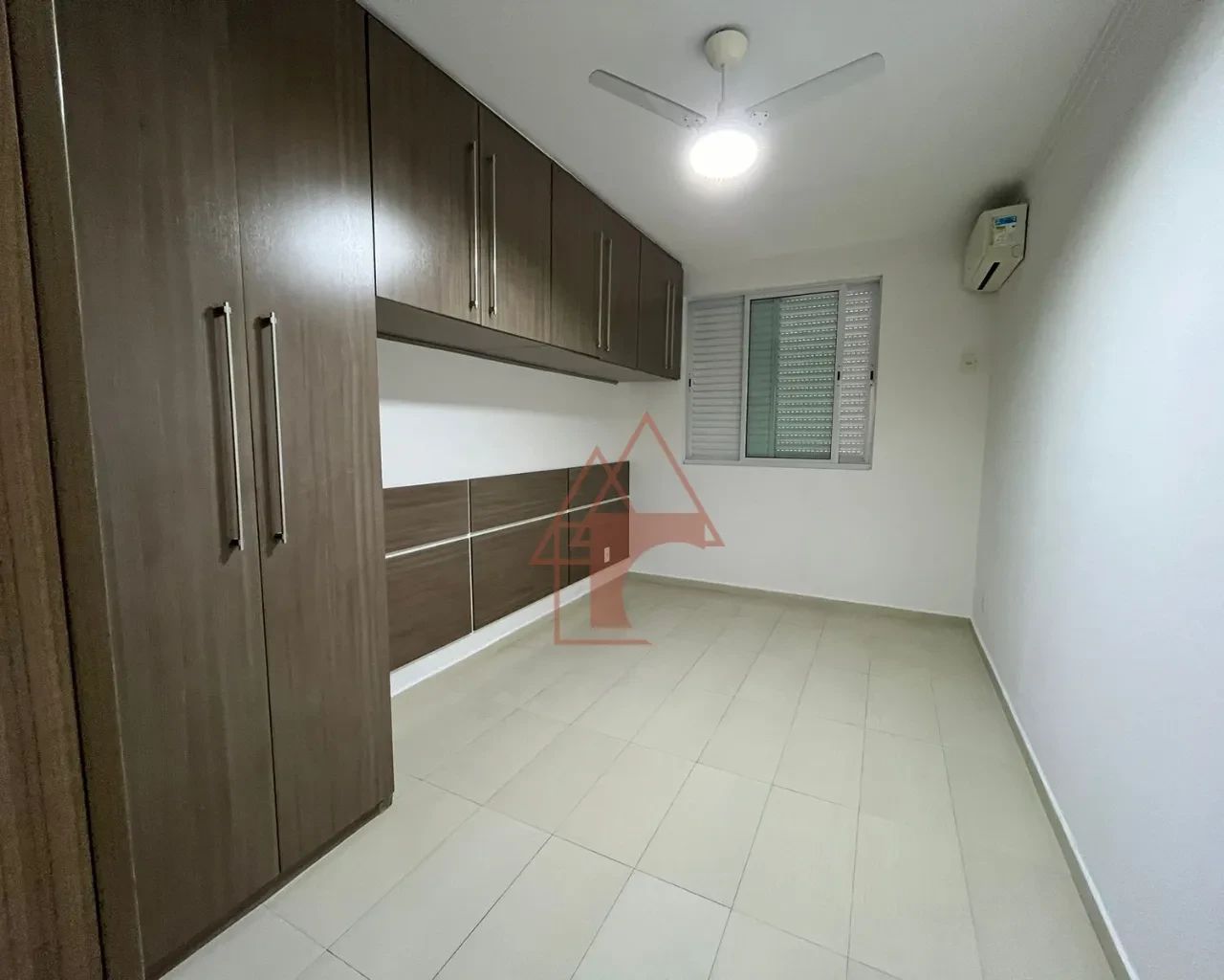 Imagem Sobrado com 4 Quartos à Venda, 151 m² em Embaré - Santos