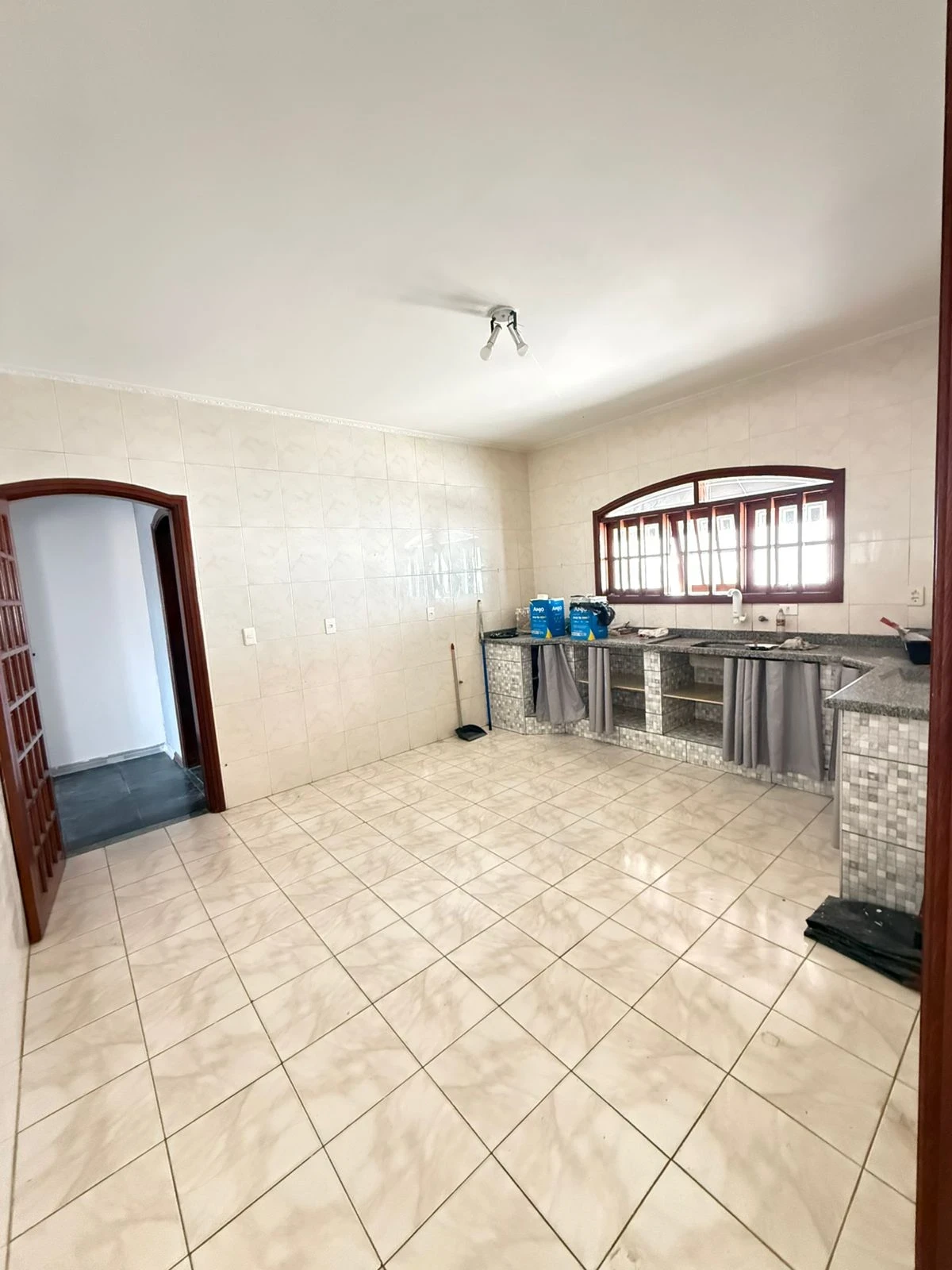 Imagem Casa com 3 Quartos à Venda, 207 m² em Jardim Mirante dos Ovnis - Votorantim