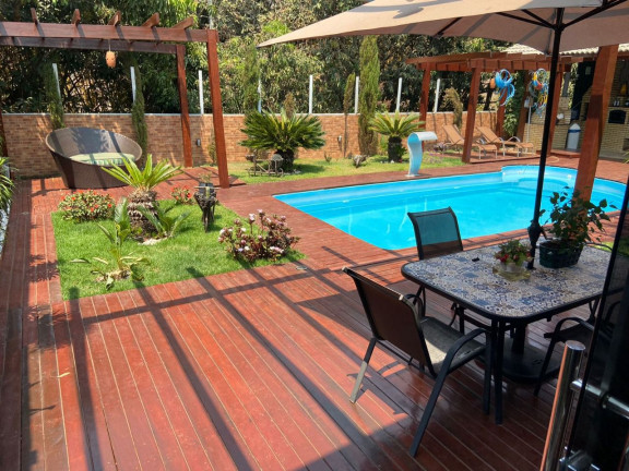 Imagem Casa com 3 Quartos à Venda, 800 m² em Setor Habitacional Arniqueira (Águas Claras) - Brasília
