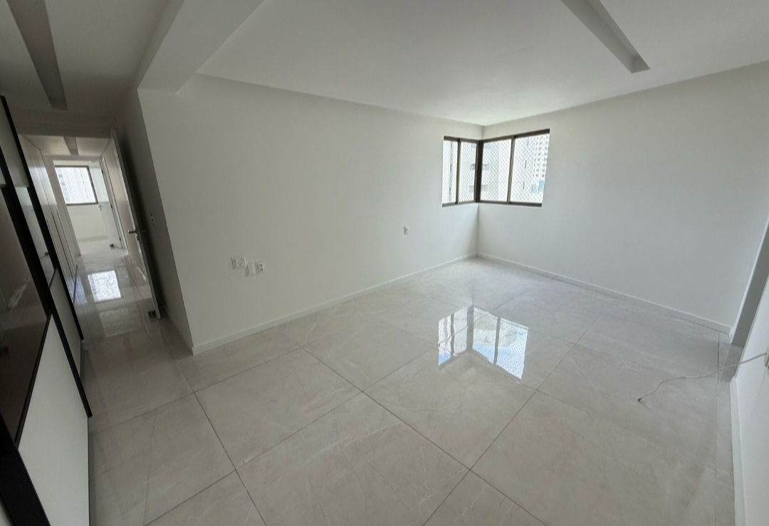 Foto do imóvel: Apartamento com 4 Quartos à Venda ou Locação, 175 m² em Boa Viagem - Recife