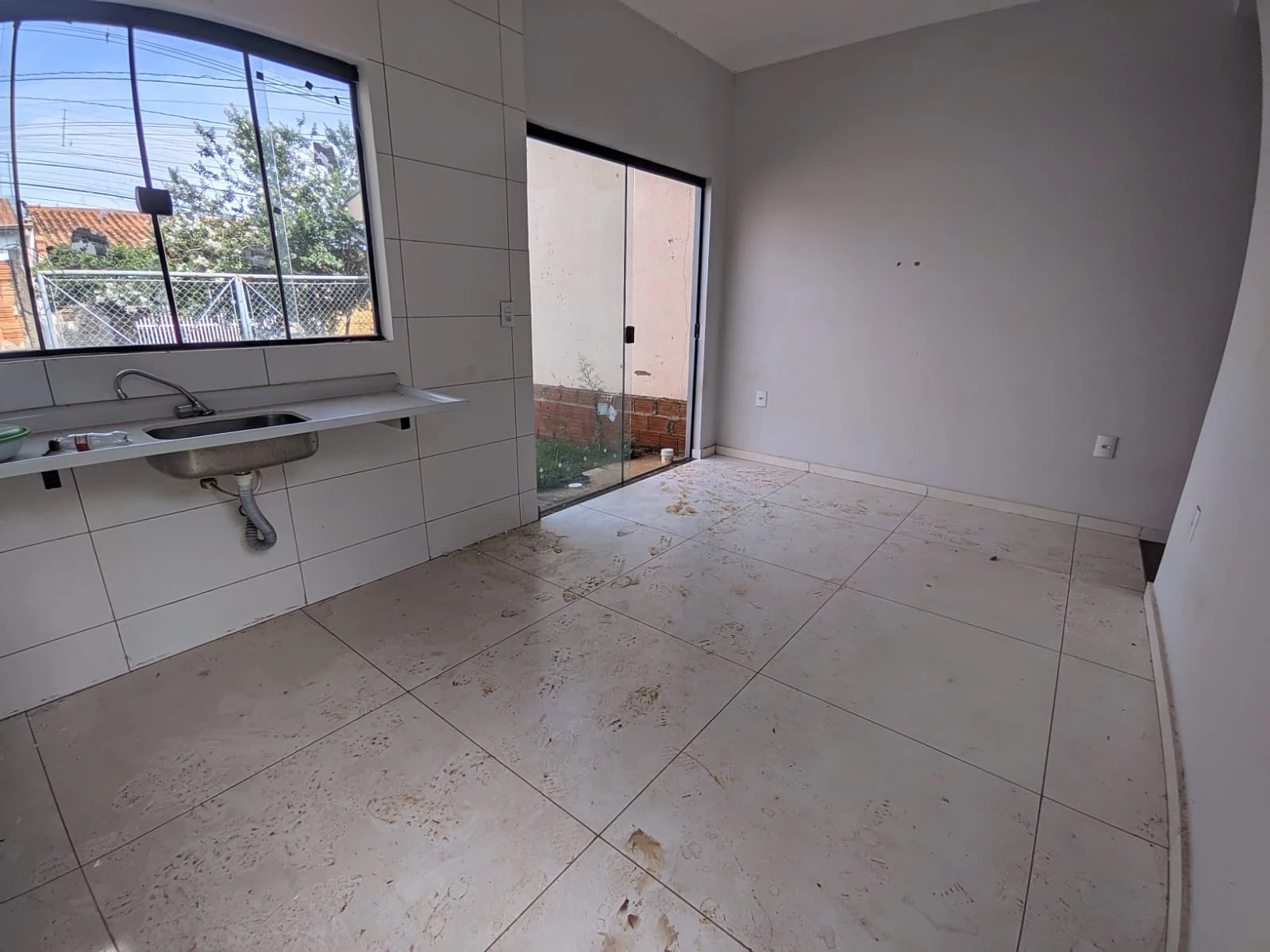 Foto do imóvel: Casa com 2 Quartos à Venda ou Locação, 50 m² em Parque das Árvores - Araras