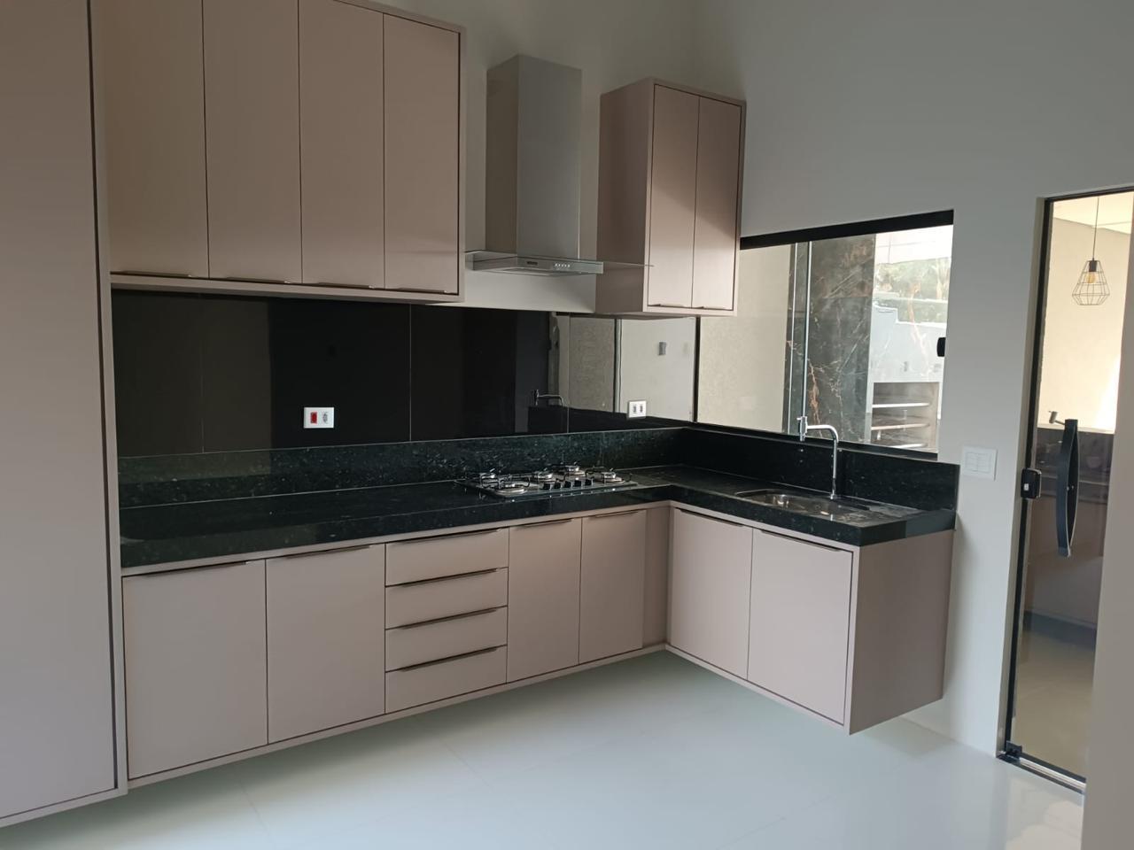 Imagem Casa com 3 Quartos à Venda, 118 m²em Vila Almeida - Campo Grande