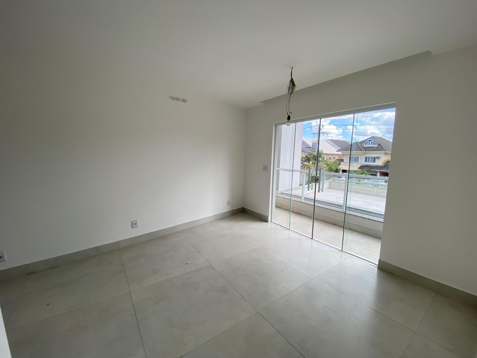 Imagem Casa de Condomínio com 4 Quartos à Venda, 220 m² em Vargem Pequena - Rio de Janeiro