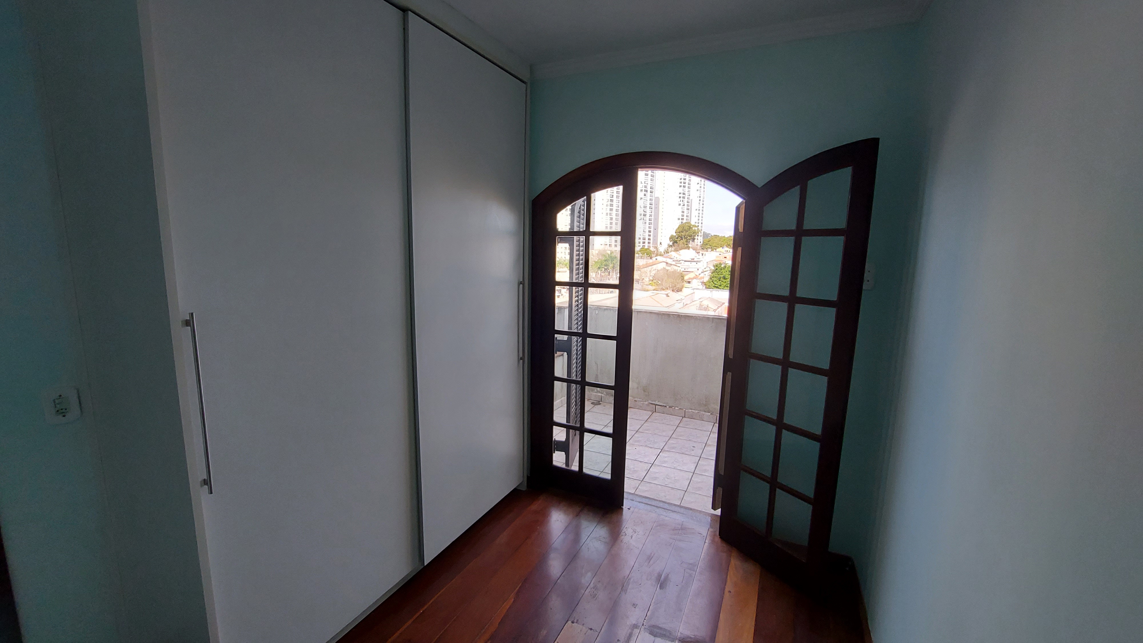 Imagem Sobrado com 4 Quartos à Venda, 193 m²em Vila Guarani (Z Sul) - São Paulo