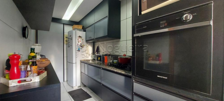 Imagem Apartamento com 2 Quartos à Venda, 79 m² em Casa Amarela - Recife