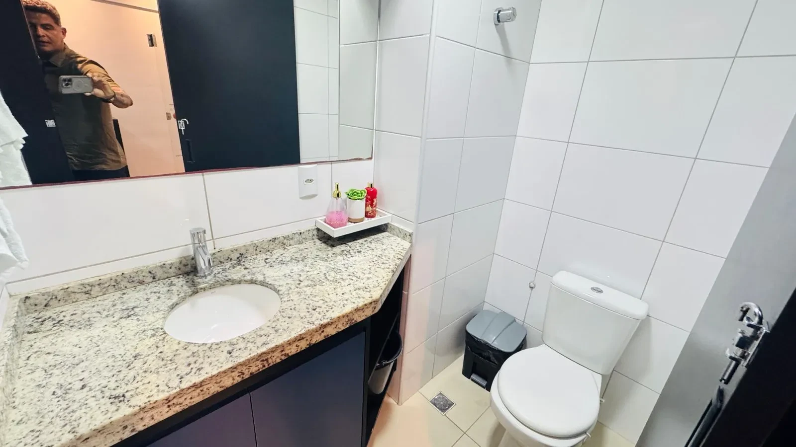 Imagem Sala Comercial à Venda, 47 m² em Renascença - São Luís