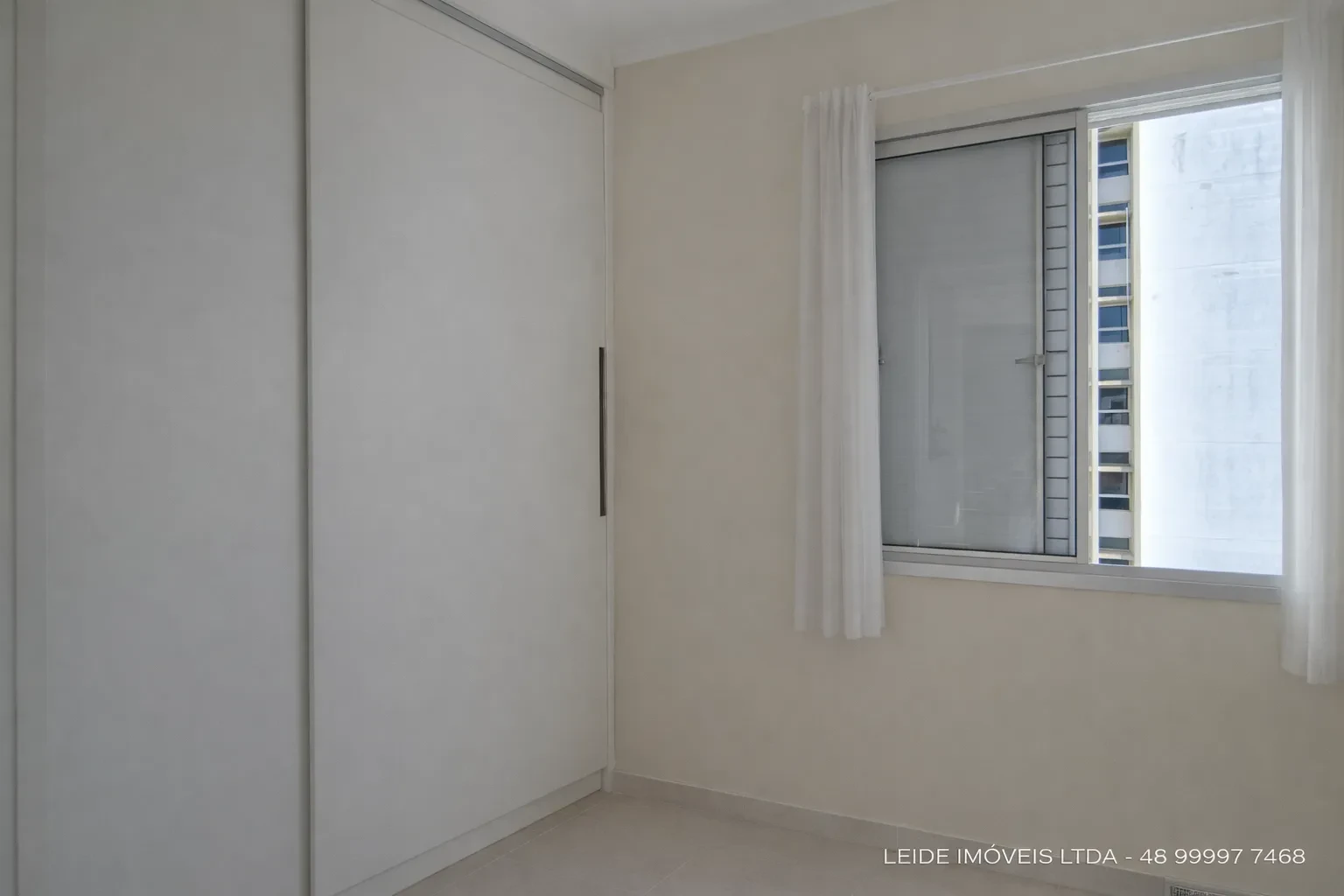 Imagem Apartamento com 3 Quartos à Venda, 94 m² em Centro - Florianópolis