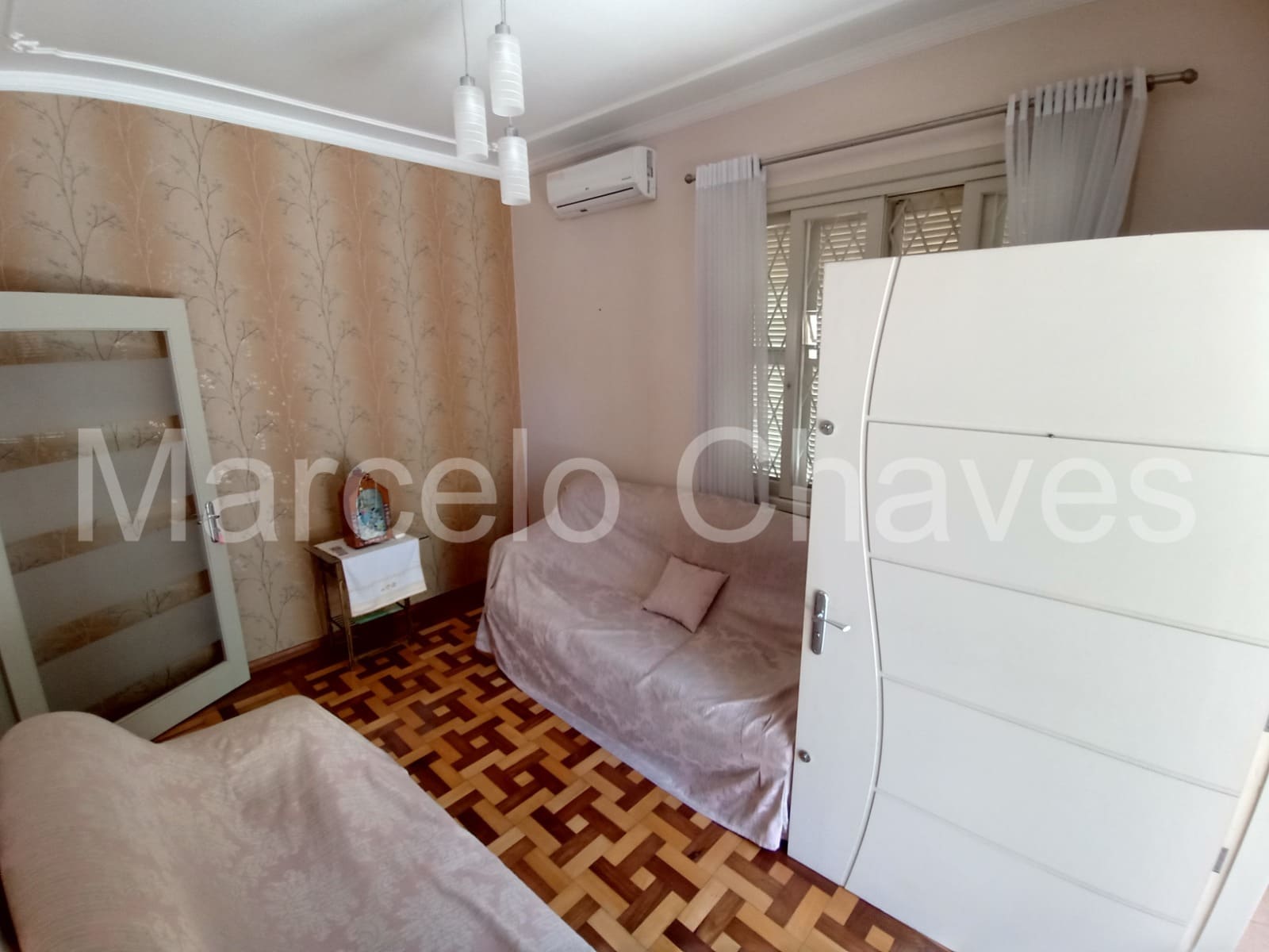Imagem Casa com 11 Quartos à Venda, 265 m² em Partenon - Porto Alegre