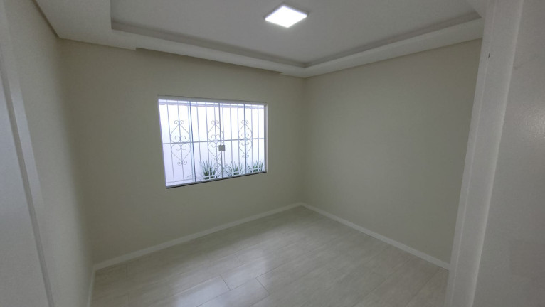Casa com 3 Quartos à Venda,  em Itaum - Joinville