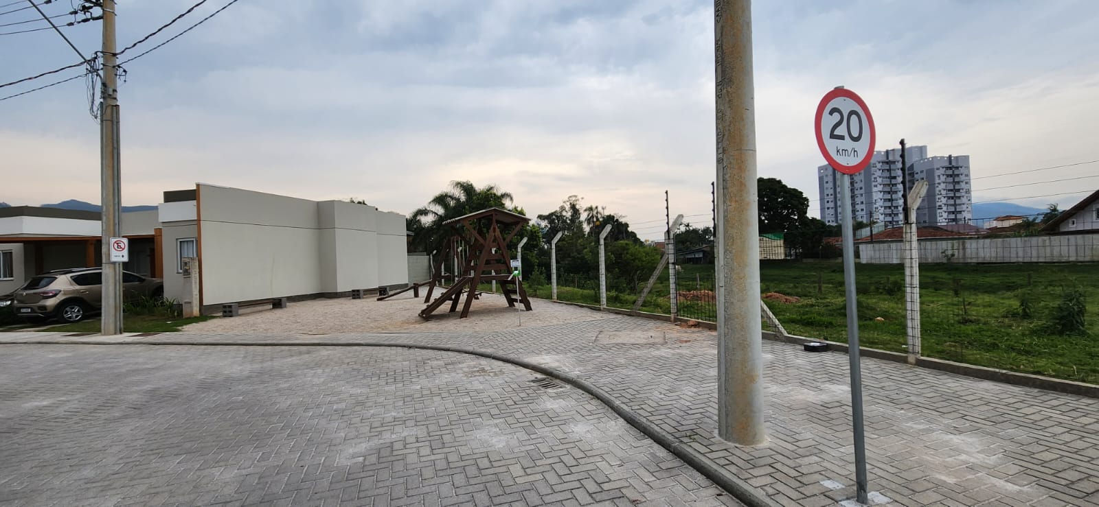Imagem Casa de Condomínio com 2 Quartos à Venda, 52 m²em Rio Caveiras - Biguaçu