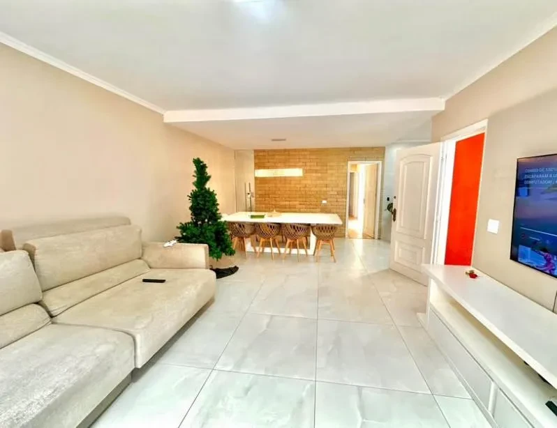 Imagem Casa com 3 Quartos à Venda, 200 m² em Jardim da Fonte - Jundiaí