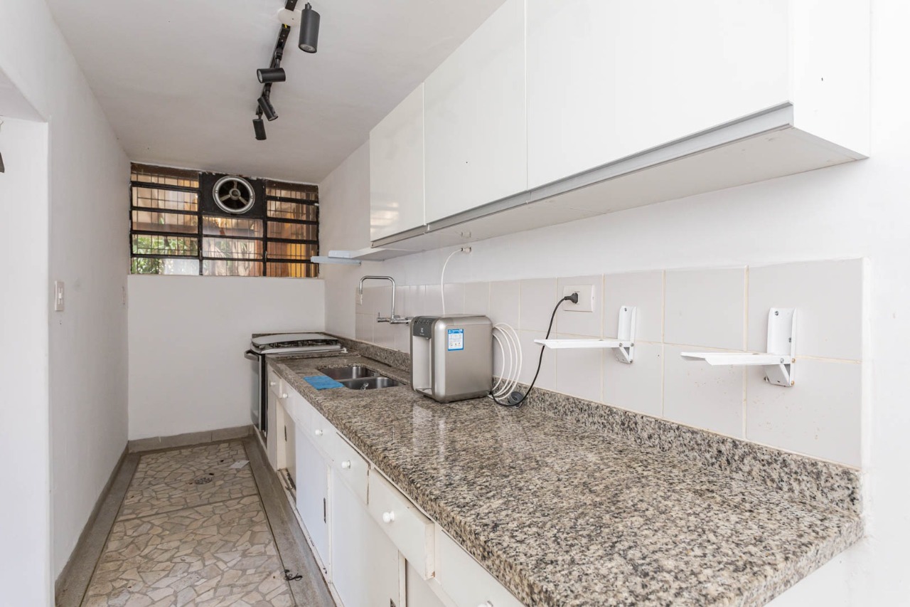 Imagem Casa com 2 Quartos à Venda ou Locação, 237 m² em Cidade Monções - São Paulo